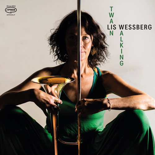 Lis Wessberg - Twain Walking