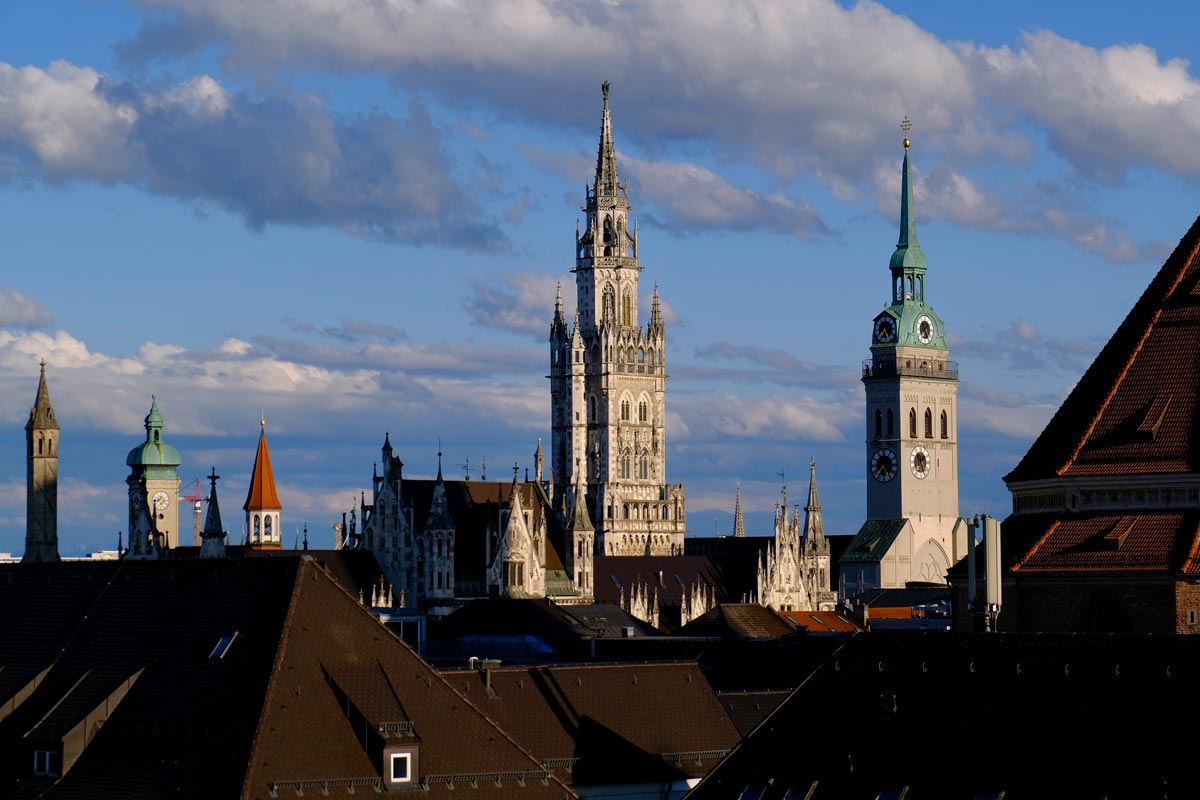 Blick von der Dachterrasse des Bayerischen Hofs