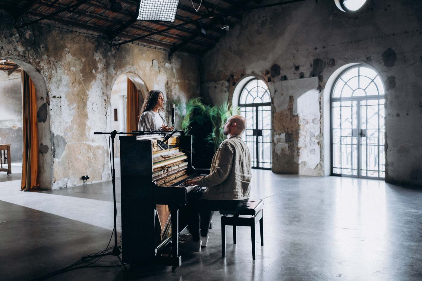 Foto von Shai Maestro mit MARO
