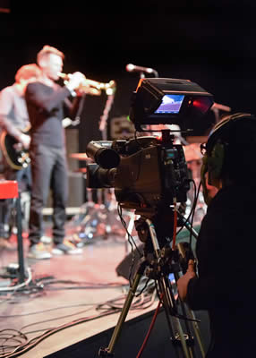 Live-Stream